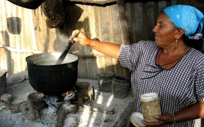 Cocinando con leña