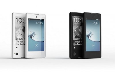 YotaPhone en colores blanco y negro