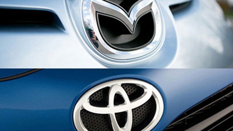 Toyota y Mazda