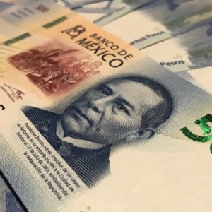 pesos mexicanos