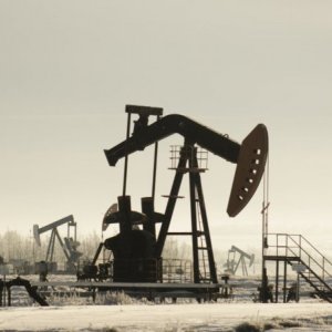 La debilidad en economía mundial reanuda caída del petróleo diciembre