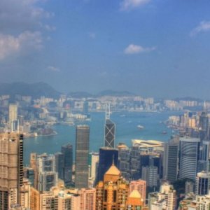 Evergrande reanuda su cotización en la bolsa de valores de Hong Kong tras la incertidumbre