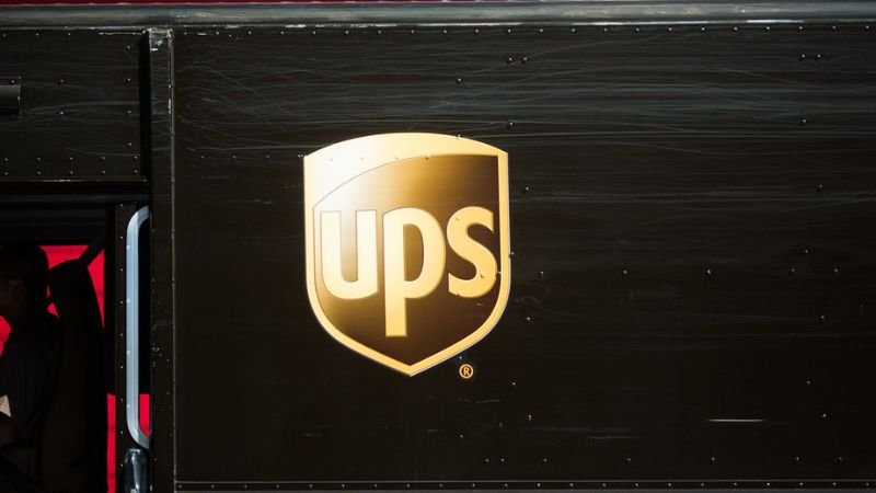 UPS