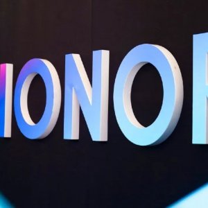 Honor smartphone