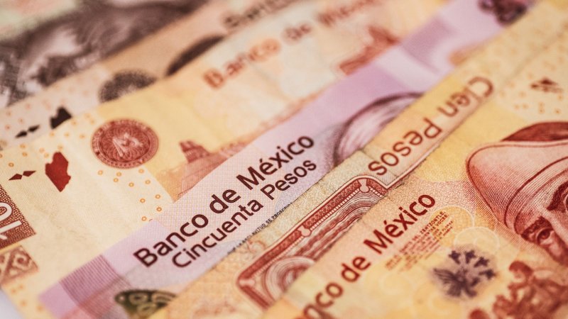 Peso mexicano se aprecia