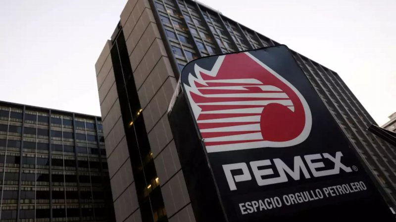 Fitch ratifica calificación de Pemex