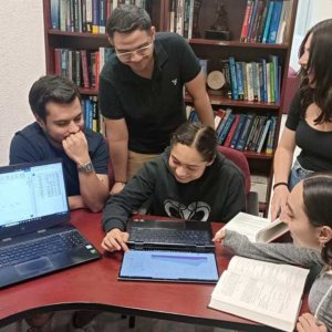Estudiantes del TEC de MONTERREY