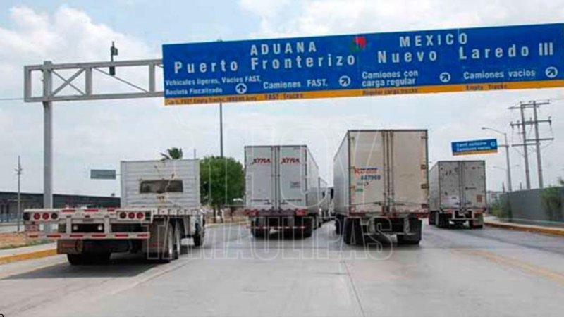 Puente del Comercio Mundial entre Nuevo Laredo y Laredo, Texas