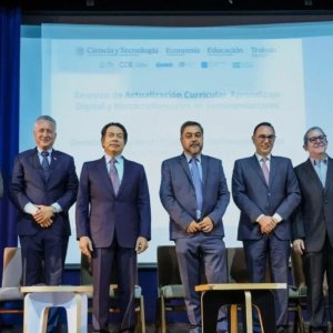 Infineon y dependencias federales destinan 10 mdd a red de laboratorios de semiconductores en univer